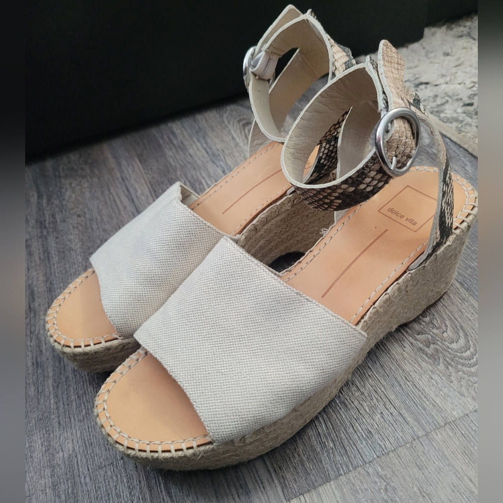 Dolce Vita Lesly Wedge Platform Sandals